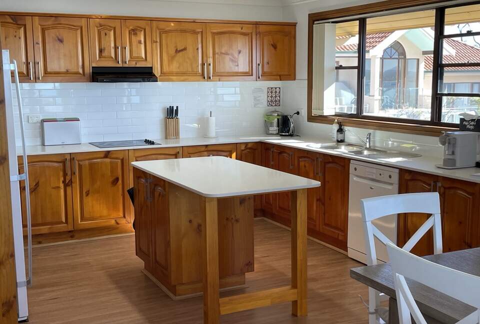 Pacific Waters | Port Stephens - Nelson Bay, Australia