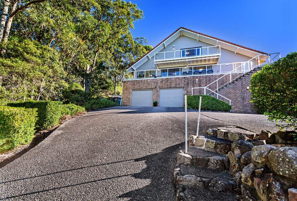 Pacific Waters | Port Stephens - Nelson Bay, Australia