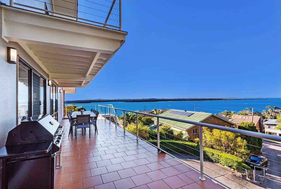 Pacific Waters | Port Stephens - Nelson Bay, Australia