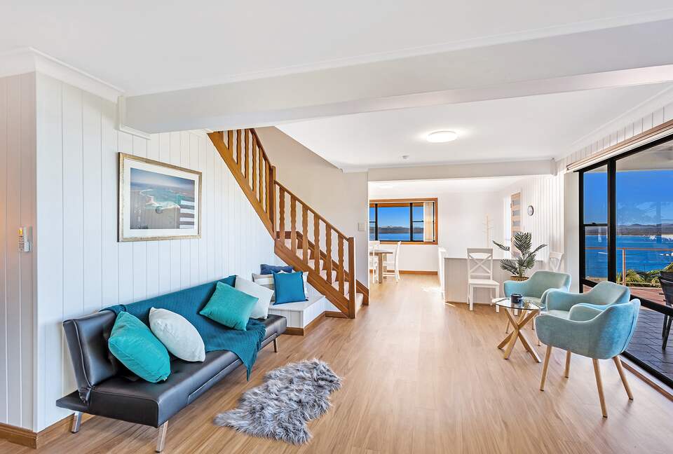 Pacific Waters | Port Stephens - Nelson Bay, Australia