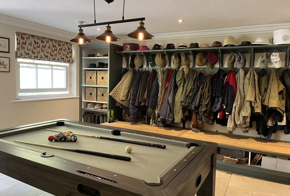 The Boot Room with pool table / table tennis / air hockey
