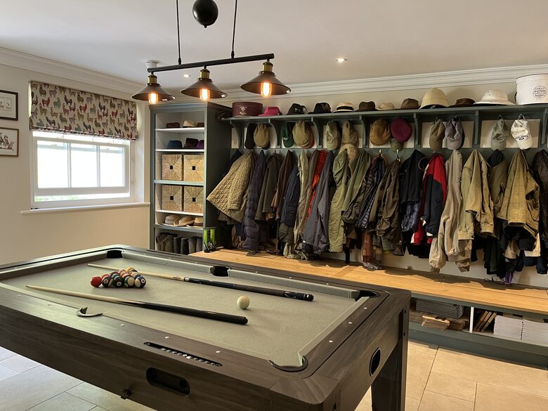 The Boot Room with pool table / table tennis / air hockey
