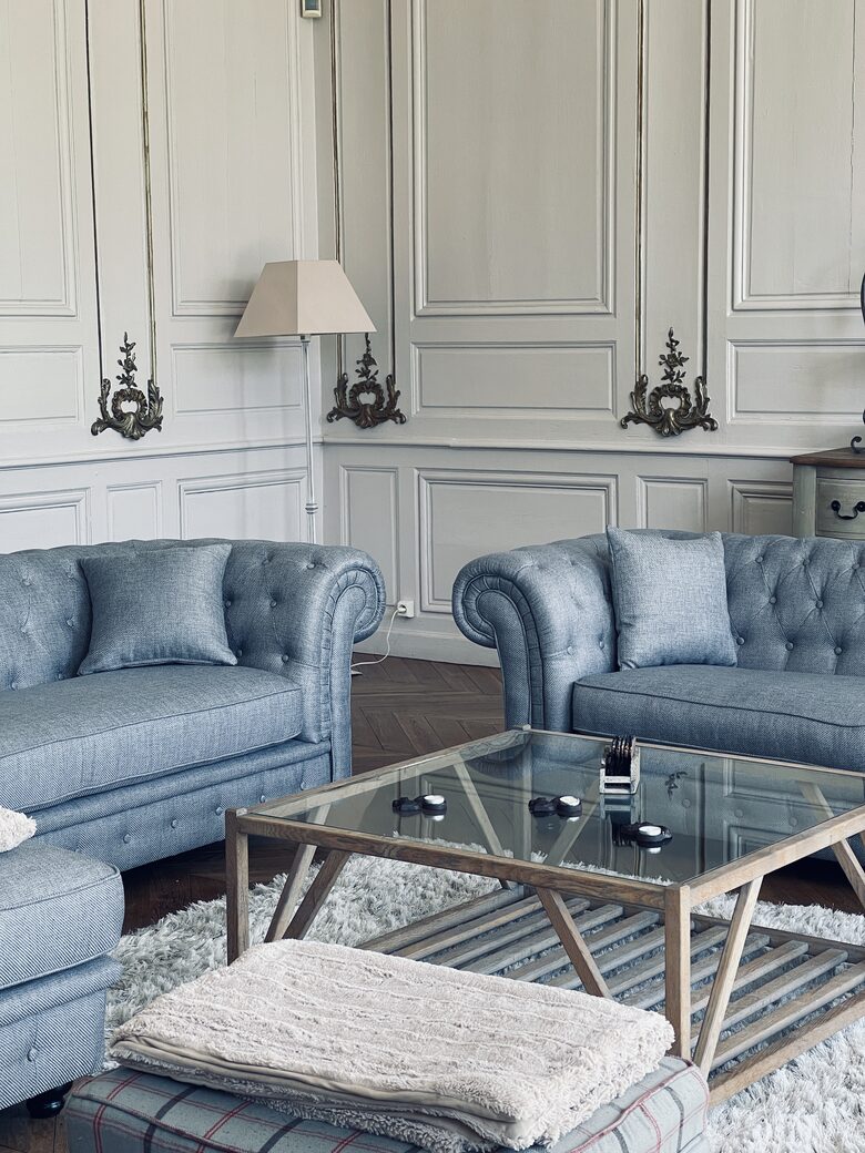 Château d'Isle-sur-Marne (R) - Isle sur Marne, France