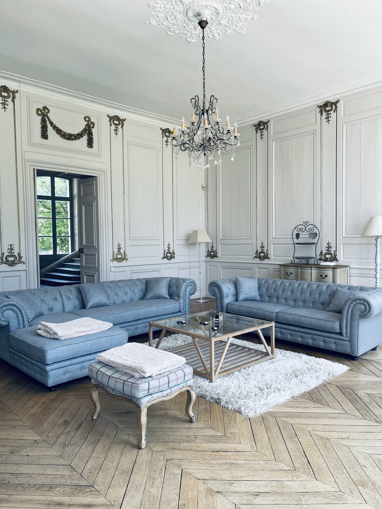 Château d'Isle-sur-Marne (R) - Isle sur Marne, France