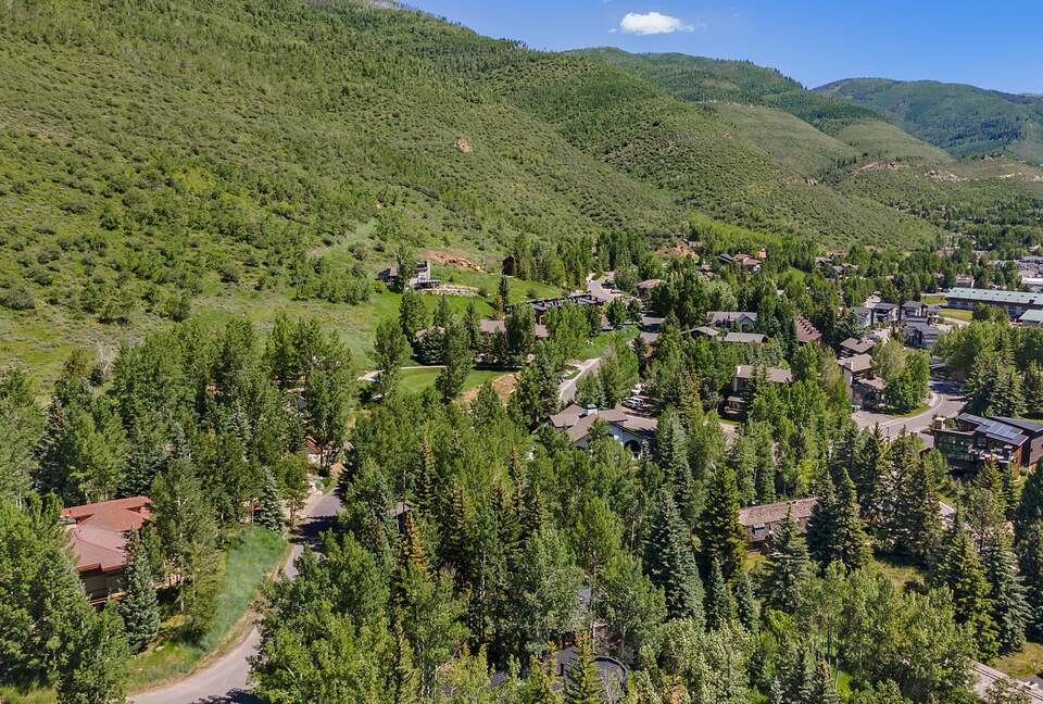 Beautifully Remodeled Mid-Century Modern Vail Home - Vail, Colorado