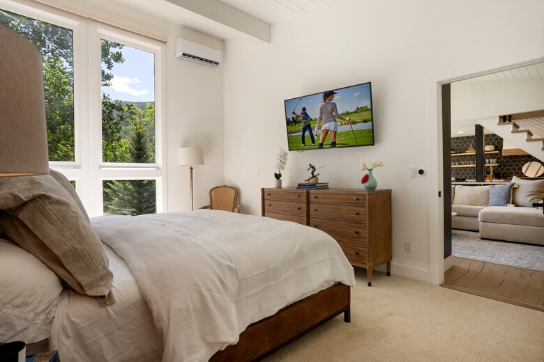 Beautifully Remodeled Mid-Century Modern Vail Home - Vail, Colorado