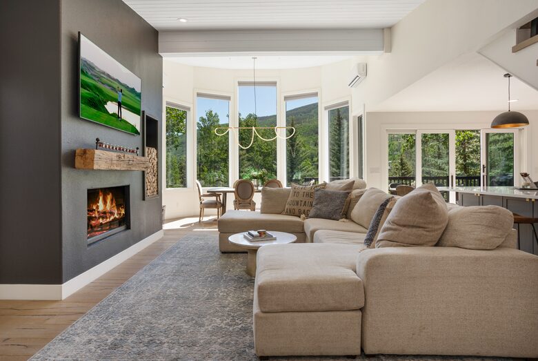 Beautifully Remodeled Mid-Century Modern Vail Home - Vail, Colorado