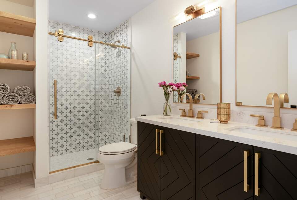 Beautifully Remodeled Mid-Century Modern Vail Home - Vail, Colorado