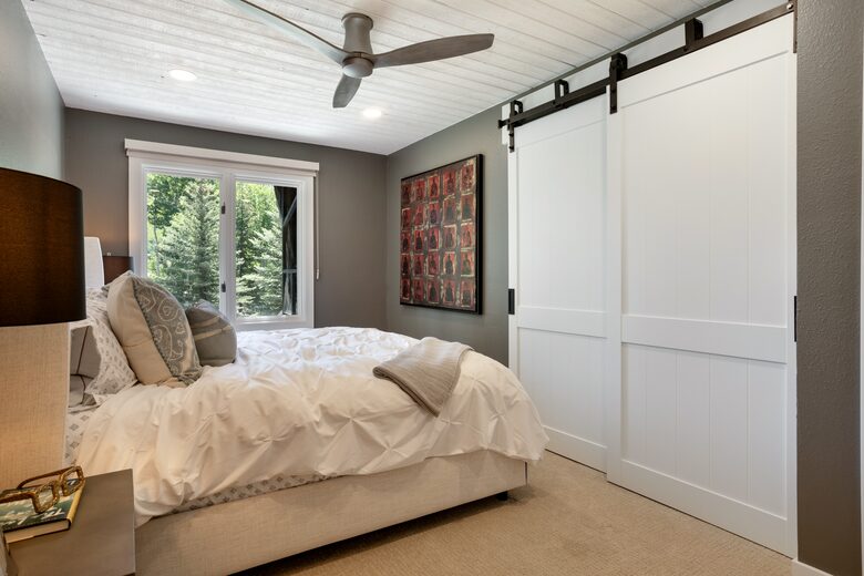 Beautifully Remodeled Mid-Century Modern Vail Home - Vail, Colorado