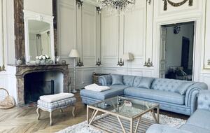 Château d'Isle-sur-Marne (R) - Isle sur Marne, France