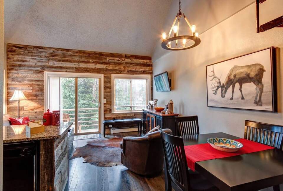 Luxury Ski In/Creekside Condo In Heart of Breck - Breckenridge, Colorado