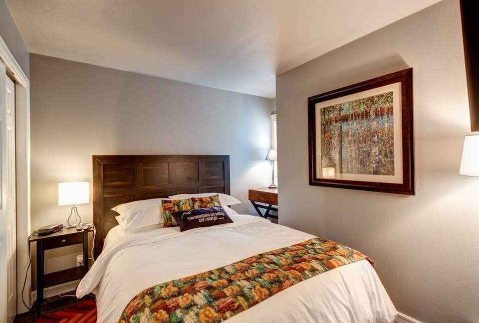 Luxury Ski In/Creekside Condo In Heart of Breck - Breckenridge, Colorado