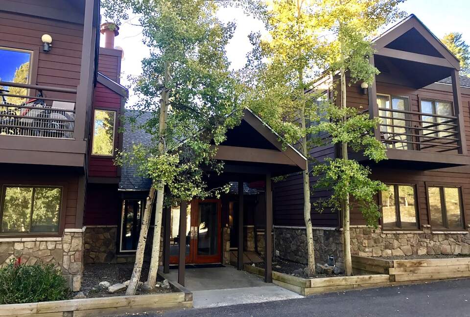 Luxury Ski In/Creekside Condo In Heart of Breck - Breckenridge, Colorado