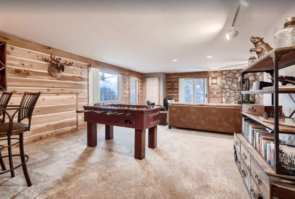 Ullr Haus with Sauna + Private Hot Tub + Views - Breckenridge, Colorado