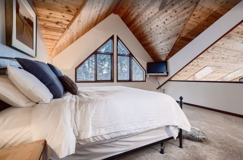 Ullr Haus with Sauna + Private Hot Tub + Views - Breckenridge, Colorado