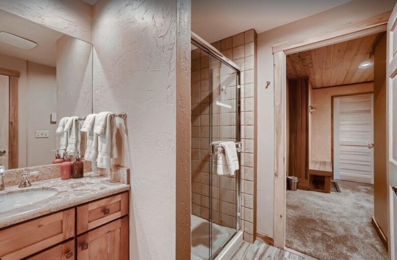 Ullr Haus with Sauna + Private Hot Tub + Views - Breckenridge, Colorado