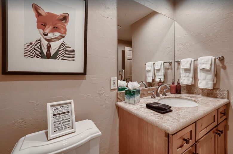 Ullr Haus with Sauna + Private Hot Tub + Views - Breckenridge, Colorado