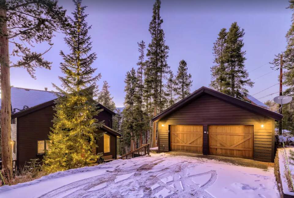 Ullr Haus with Sauna + Private Hot Tub + Views - Breckenridge, Colorado