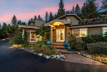 Wine Country Estate in Artist's Enclave - Ashland, Oregon