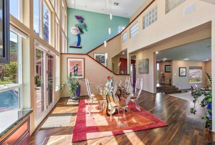 Wine Country Estate in Artist's Enclave - Ashland, Oregon