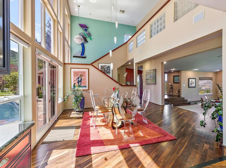 Wine Country Estate in Artist's Enclave - Ashland, Oregon