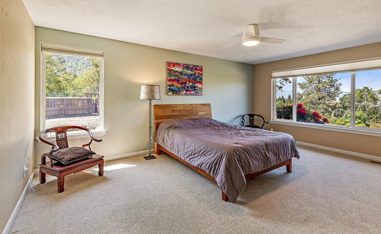 Wine Country Estate in Artist's Enclave - Ashland, Oregon