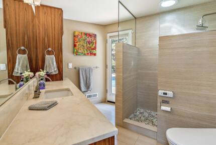 Wine Country Estate in Artist's Enclave - Ashland, Oregon