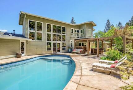 Wine Country Estate in Artist's Enclave - Ashland, Oregon