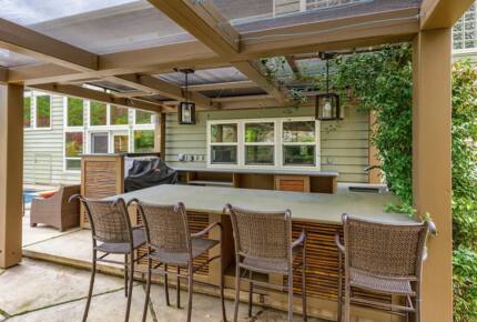 Wine Country Estate in Artist's Enclave - Ashland, Oregon