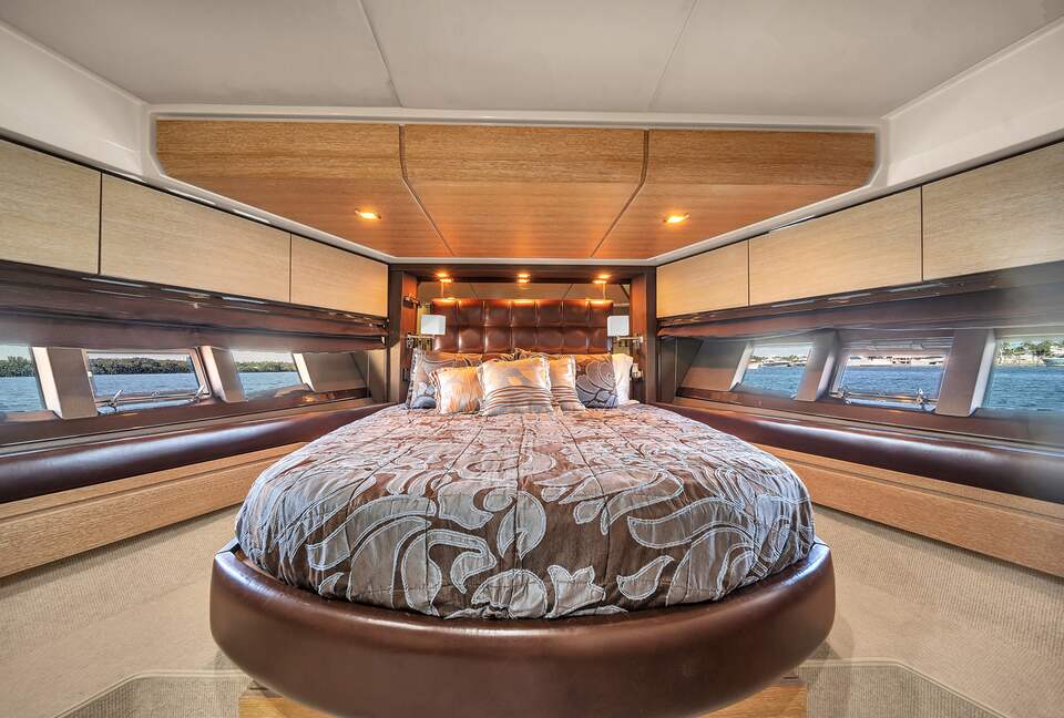 Lupo | Luxury Yacht in South Florida - Sunny Isles Beach, Florida