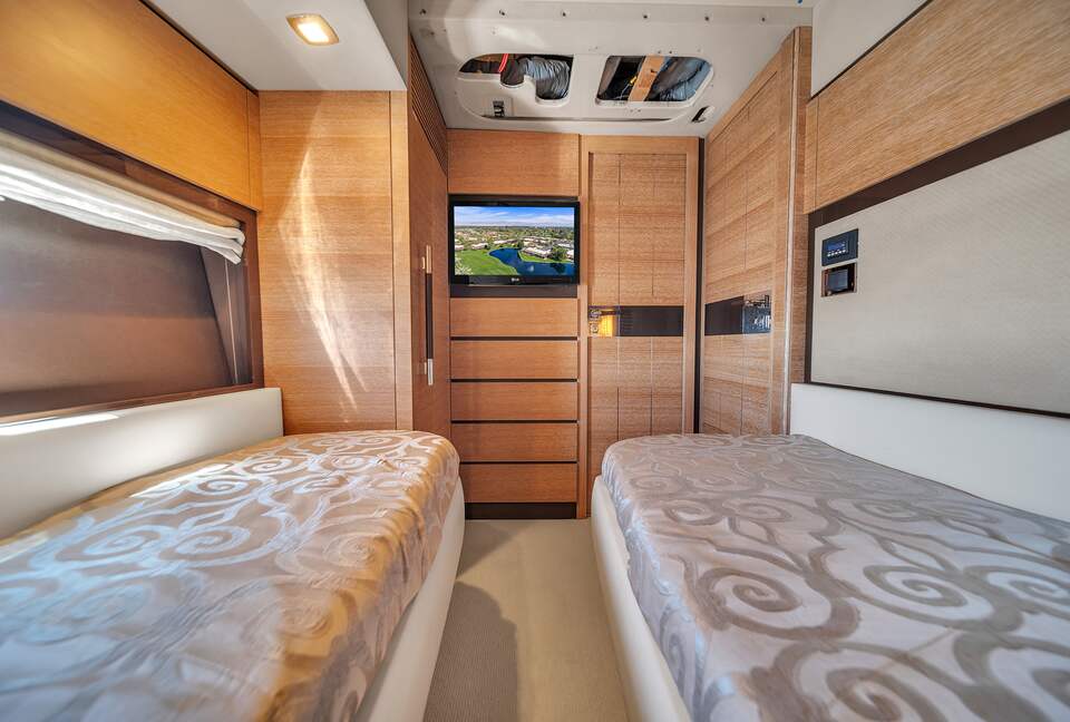 Lupo II | Luxury Yacht in South Florida - Sunny Isles Beach, Florida