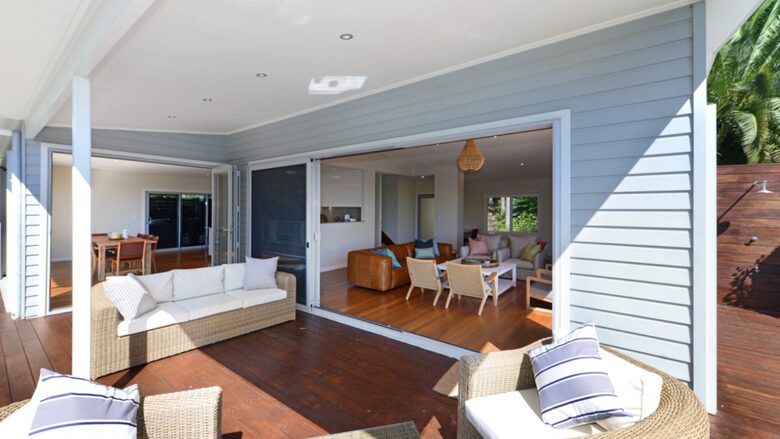 Fairscene Crescent - Avoca Beach, Australia