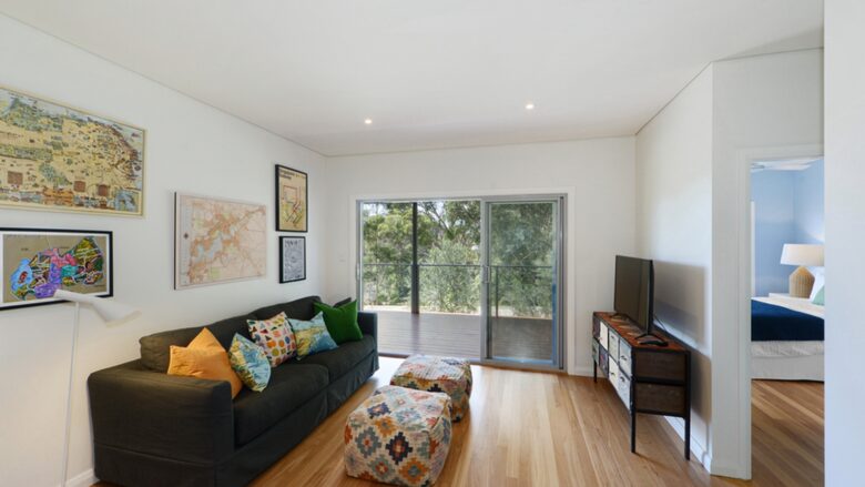 Fairscene Crescent - Avoca Beach, Australia