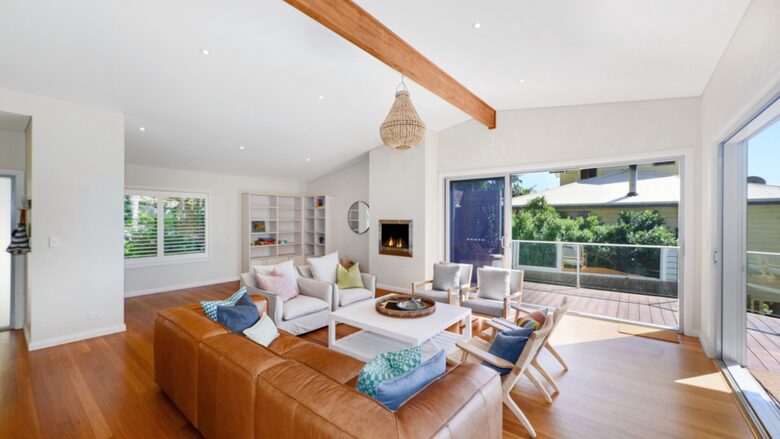 Fairscene Crescent - Avoca Beach, Australia