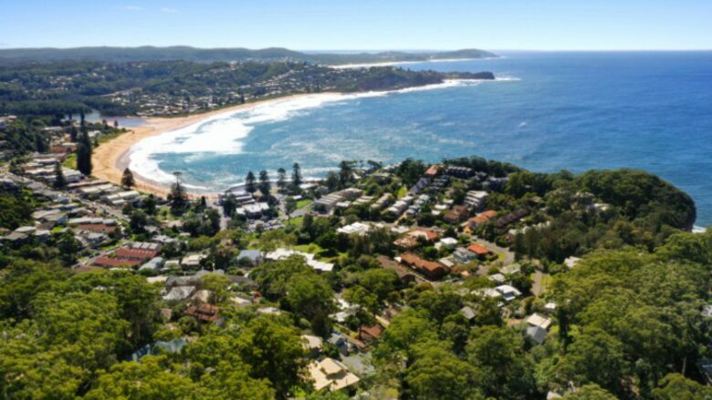 Fairscene Crescent - Avoca Beach, Australia
