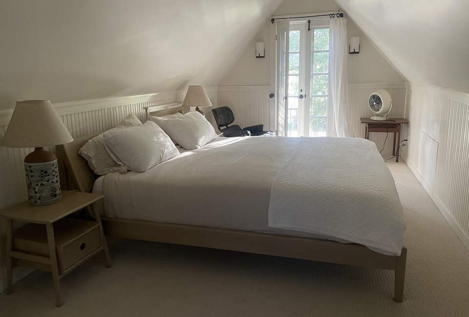 Gorgeous Historic Cottage - Walk to Town - Ojai, California