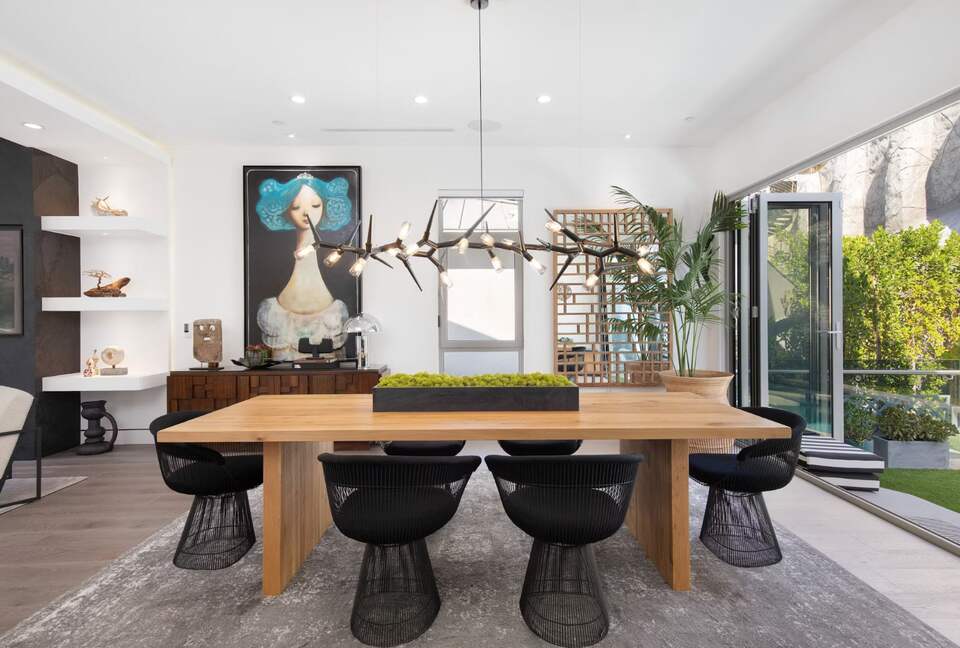 Los Angeles Luxe Getaway with a Pool - Los Angeles, California