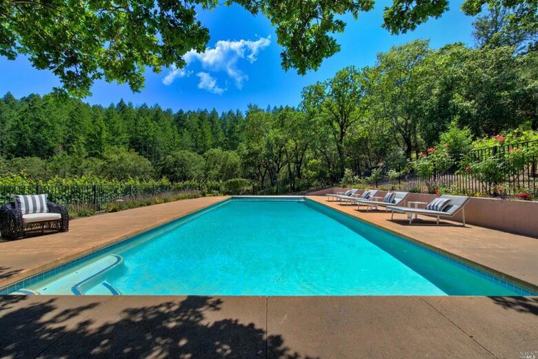 Napa Valley Vineyard Estate - Calistoga, California