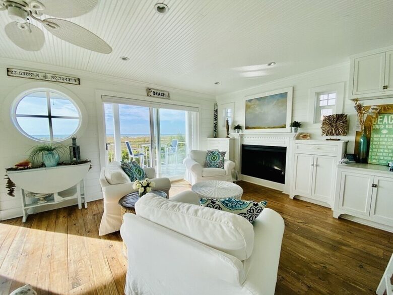 Gulf-Front Home on Desirable Bean Point Beach--Halcyon House - Anna Maria, Florida