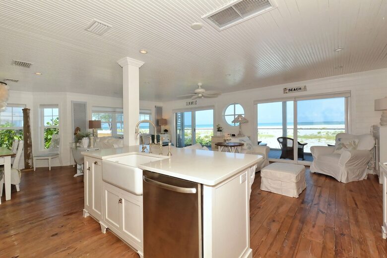 Gulf-Front Home on Desirable Bean Point Beach--Halcyon House - Anna Maria, Florida