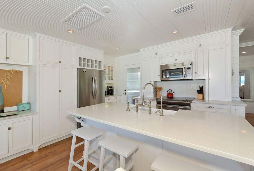 Gulf-Front Home on Desirable Bean Point Beach--Halcyon House - Anna Maria, Florida