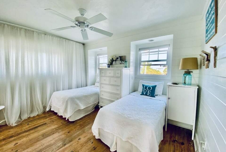 Gulf-Front Home on Desirable Bean Point Beach--Halcyon House - Anna Maria, Florida