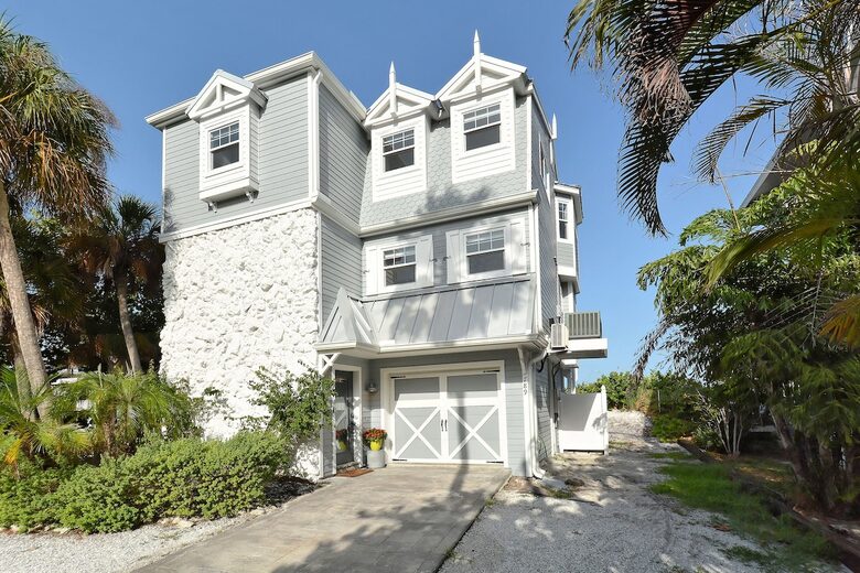 Gulf-Front Home on Desirable Bean Point Beach--Halcyon House - Anna Maria, Florida