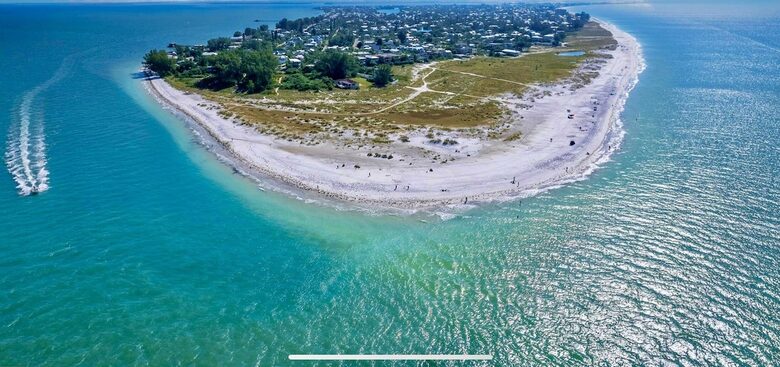 Gulf-Front Home on Desirable Bean Point Beach--Halcyon House - Anna Maria, Florida