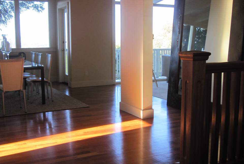 Sausalito Living with Spectacular Views - Sausalito, California