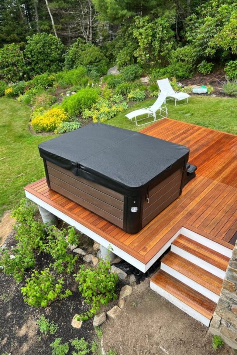 Boothbay Harbor - Spruce Point Stunner | Waterfront With Deep Water Dock Access - Boothbay Harbor, Maine