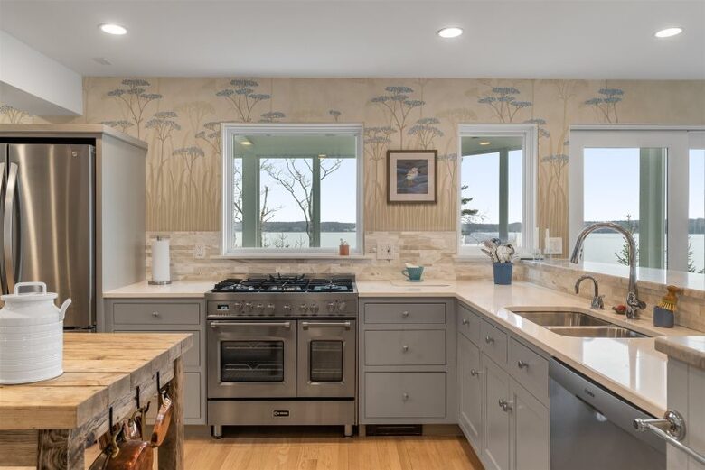 Boothbay Harbor - Spruce Point Stunner | Waterfront With Deep Water Dock Access - Boothbay Harbor, Maine