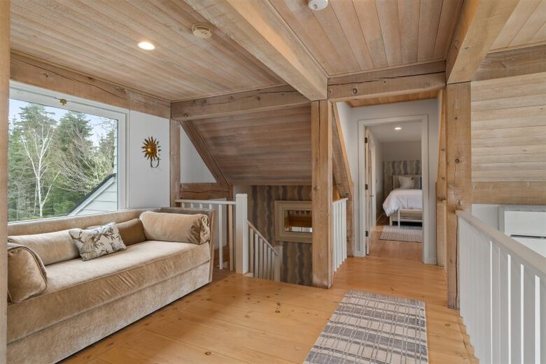 Boothbay Harbor - Spruce Point Stunner | Waterfront With Deep Water Dock Access - Boothbay Harbor, Maine