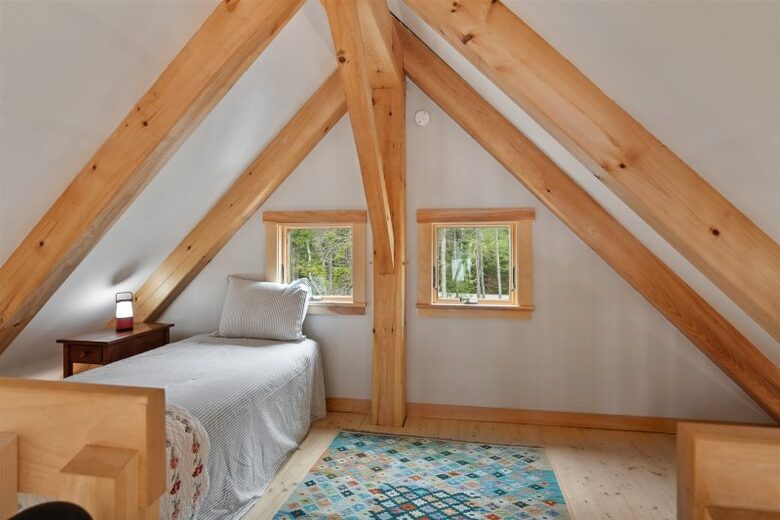 Boothbay Harbor - Spruce Point Stunner | Waterfront With Deep Water Dock Access - Boothbay Harbor, Maine