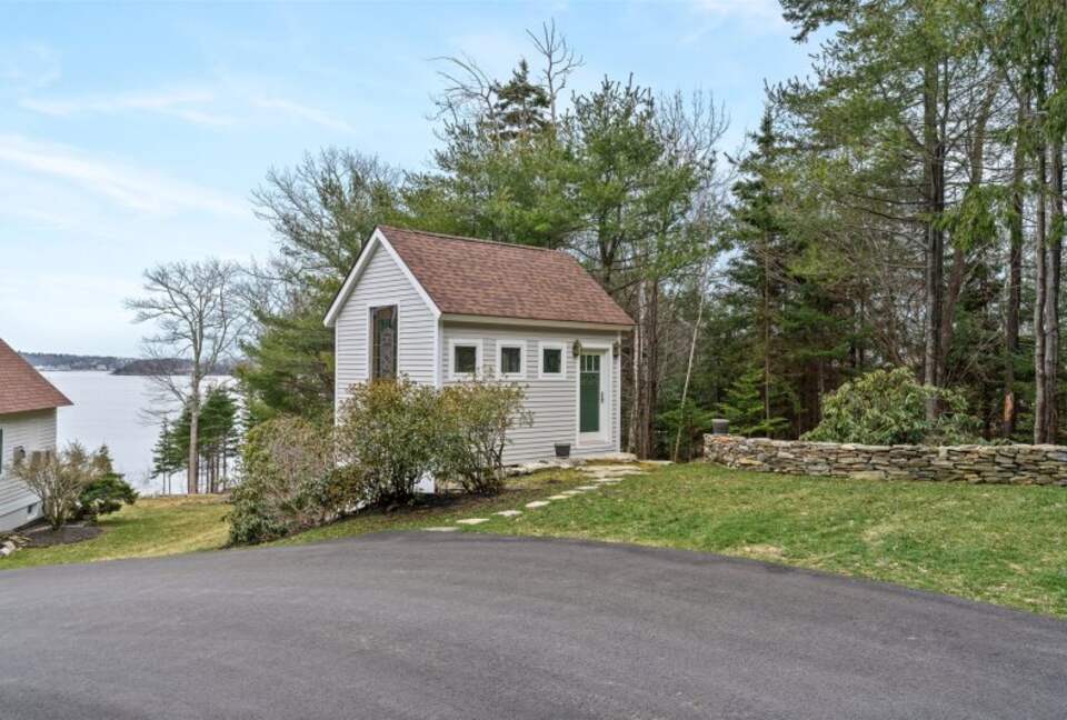 Boothbay Harbor - Spruce Point Stunner | Waterfront With Deep Water Dock Access - Boothbay Harbor, Maine